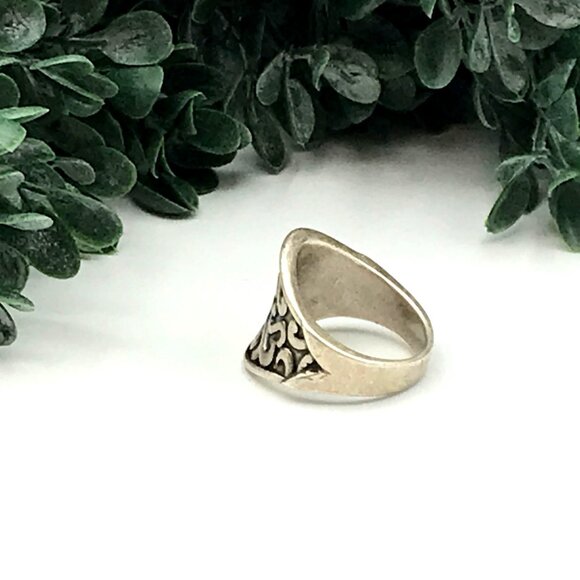 Vintage-Inspired Silver and Black Swirl Design Ring - Intricate Pattern & Bold S - Picture 3 of 7